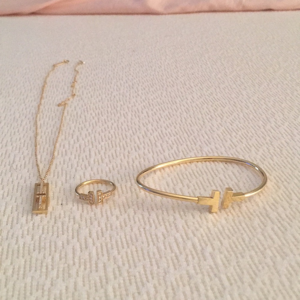 pre owened authentic tiffany t set